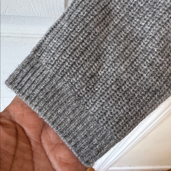 Quince Mongolian cashmere sweater - Picture 5 of 7